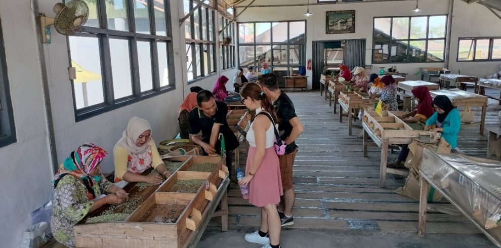 kaliklatak plantation day tour